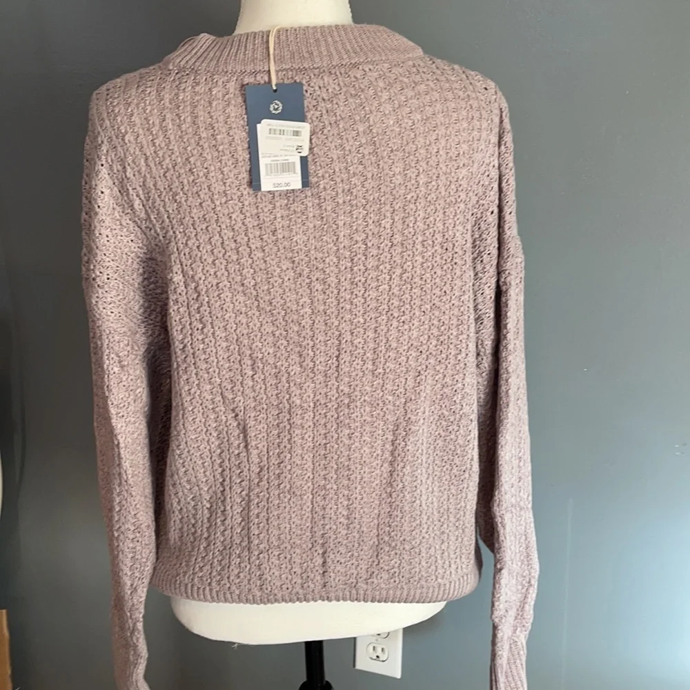 Sweater - Picture 6 of 7